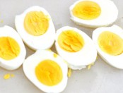 Cuantas calorías tiene un huevo hervido